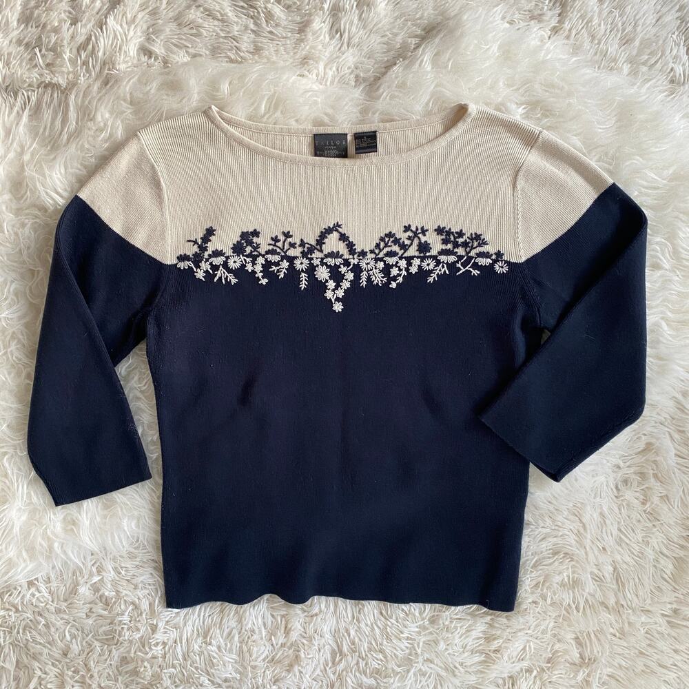 Tailor B. Moss Navy & Cream Embroidered Sweater, size L